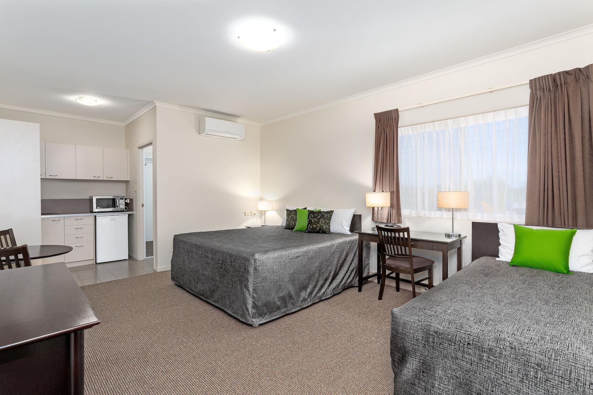 Redcliffe Motor Inn Esterno foto