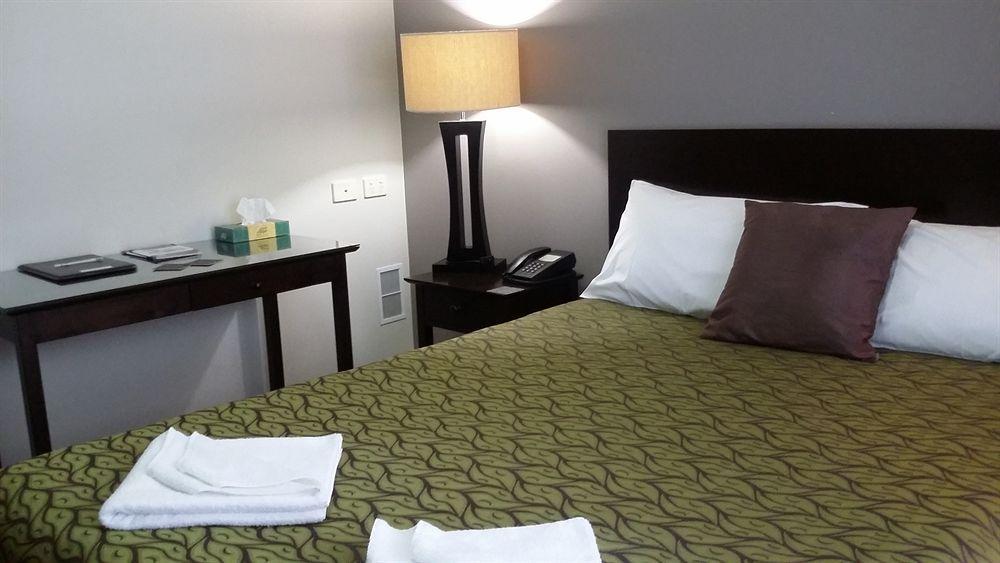 Redcliffe Motor Inn Esterno foto