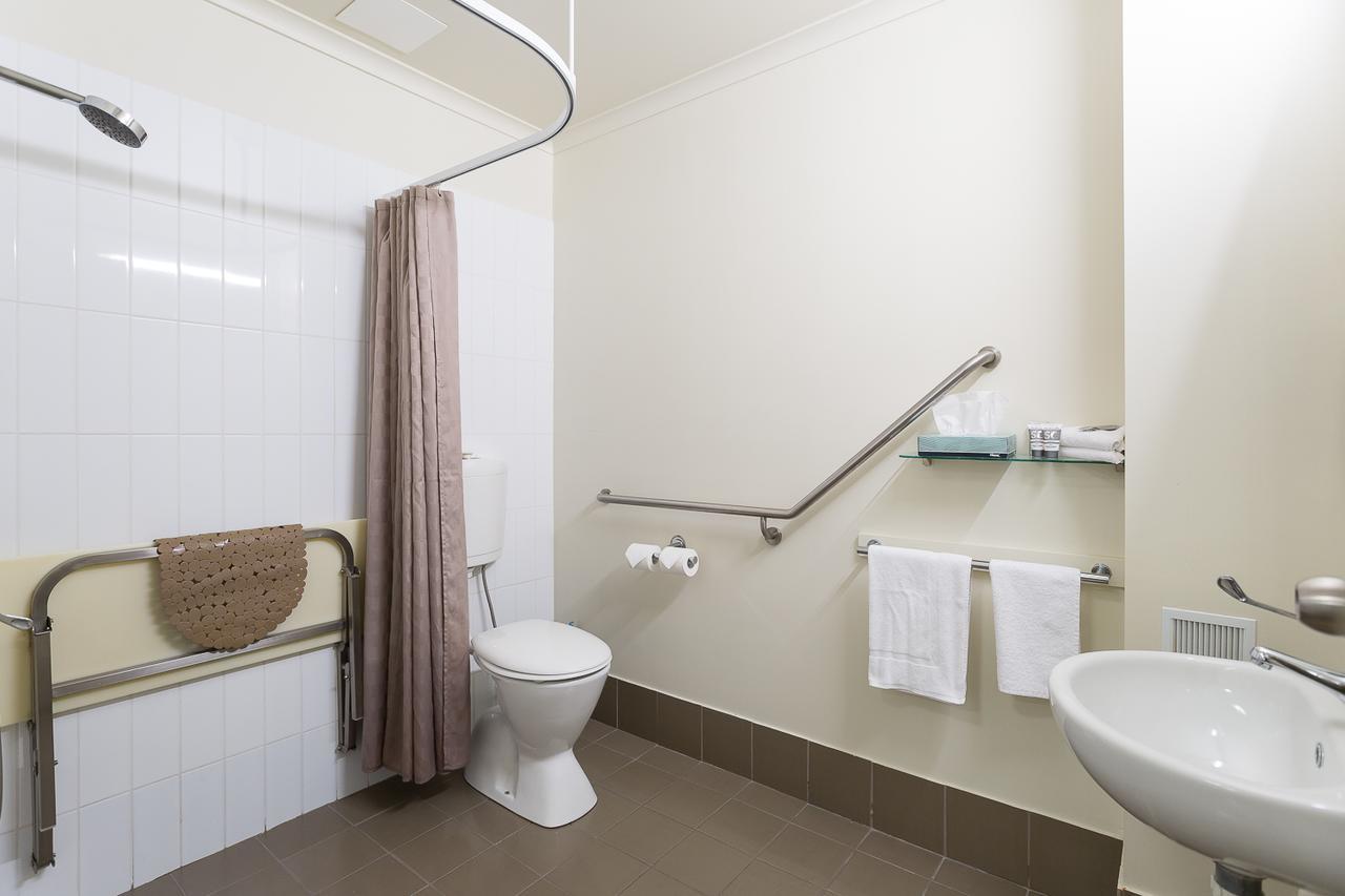 Redcliffe Motor Inn Esterno foto